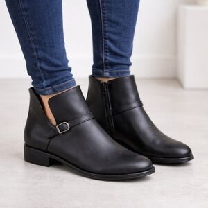 Comfortview NEW Joplin Modern Minimalist Block Heel Comfort Bootie 7W